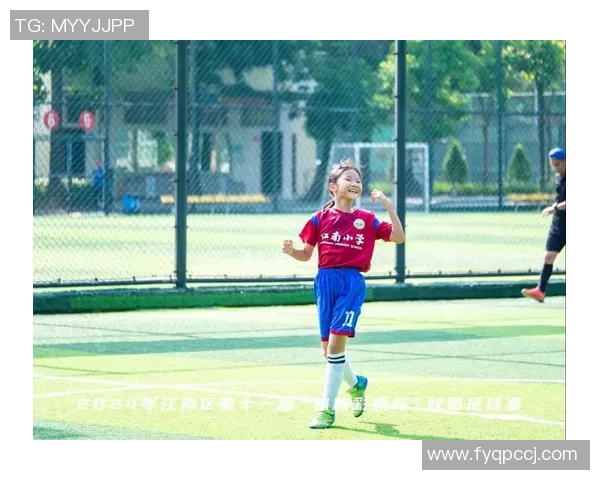 如何通过足球明星课程提升学生的兴趣与运动技能培养 如何通过足球明星课程提升学生的兴趣与运动技能培养